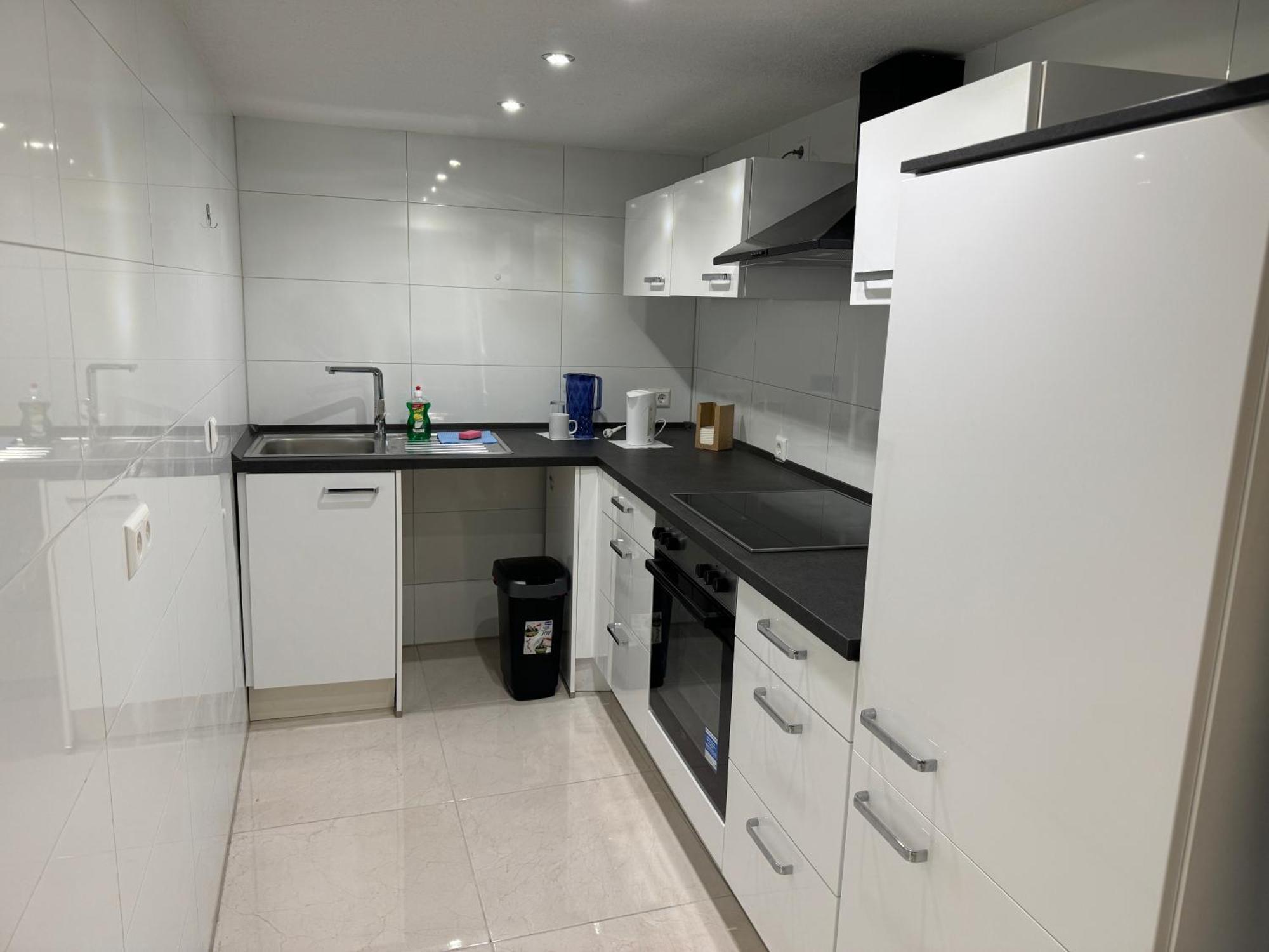 City Apartment Stadtwohnung Mit Kueche Und Netflix Nahe Bahnhof Sinsheim Luaran gambar